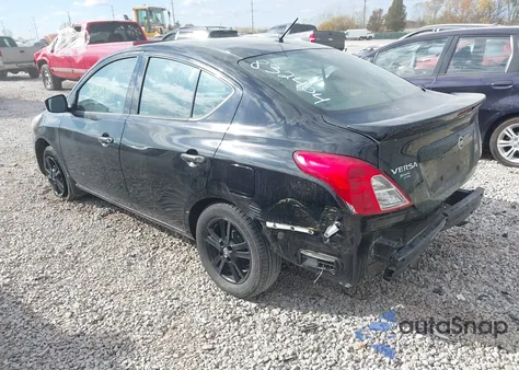 2018 Nissan Versa 1.6 S+ z USA, uszkodzony, nr VIN 3N1CN7AP4JL832404
